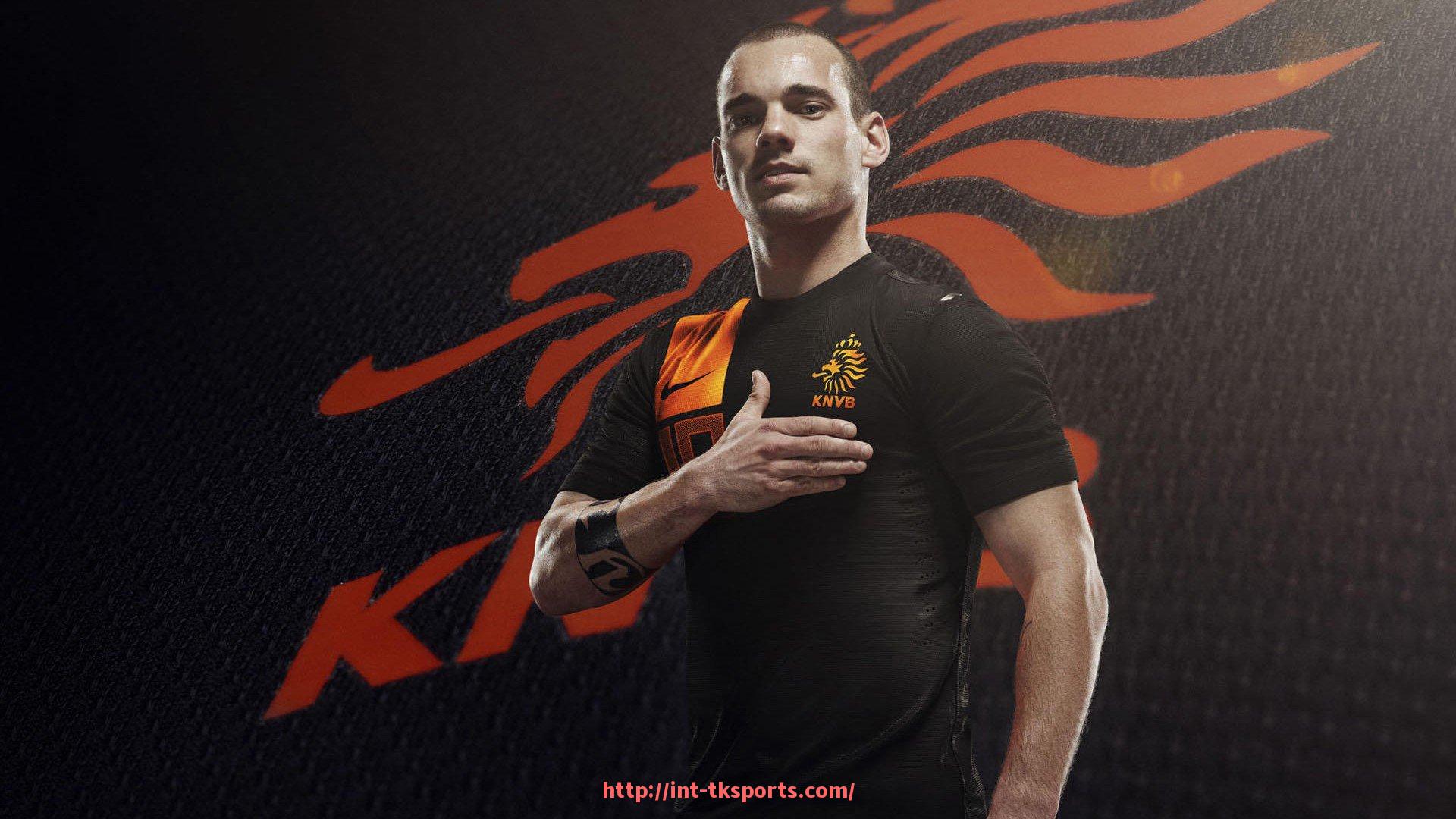 TK体育直播-火箭队季后赛战报汇总及关键球员表现分析